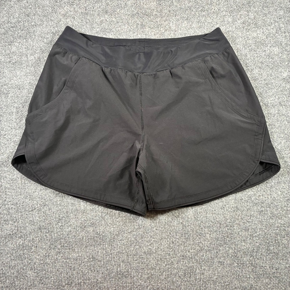 Lands' End Women's Active Shorts Size 14 Black Pockets Dolphin Hem
